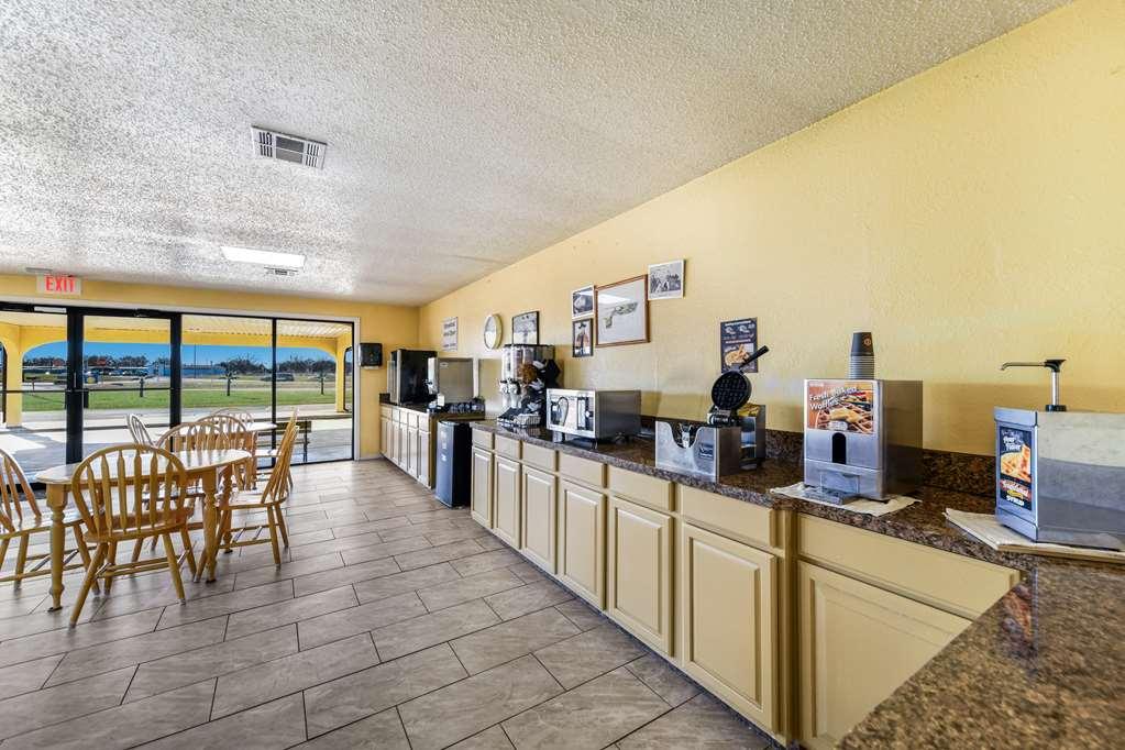Americas Best Value Inn Bonham Exterior photo