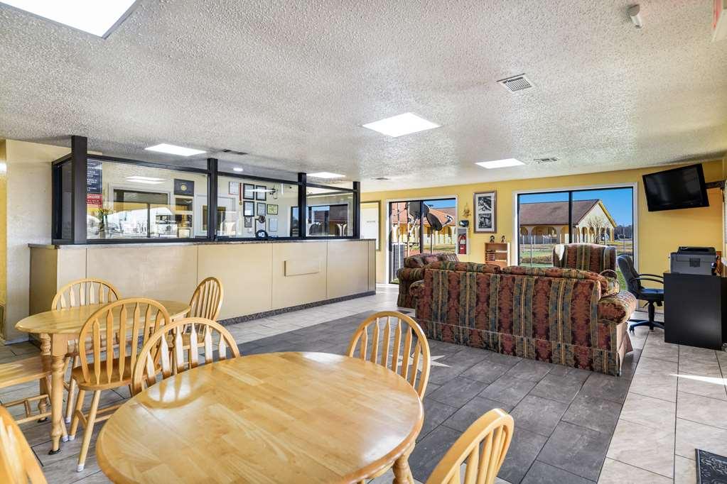 Americas Best Value Inn Bonham Exterior photo