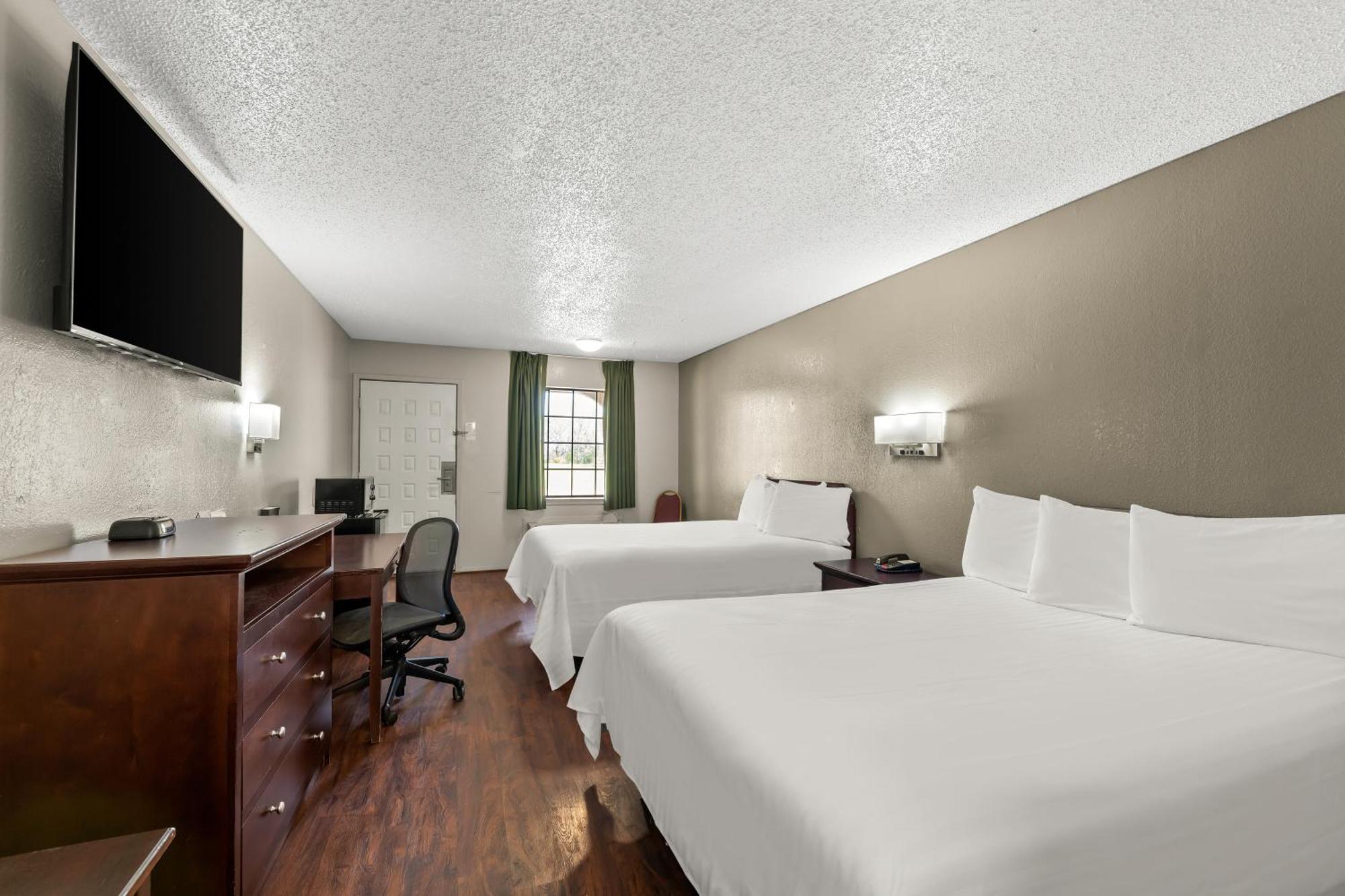 Americas Best Value Inn Bonham Exterior photo