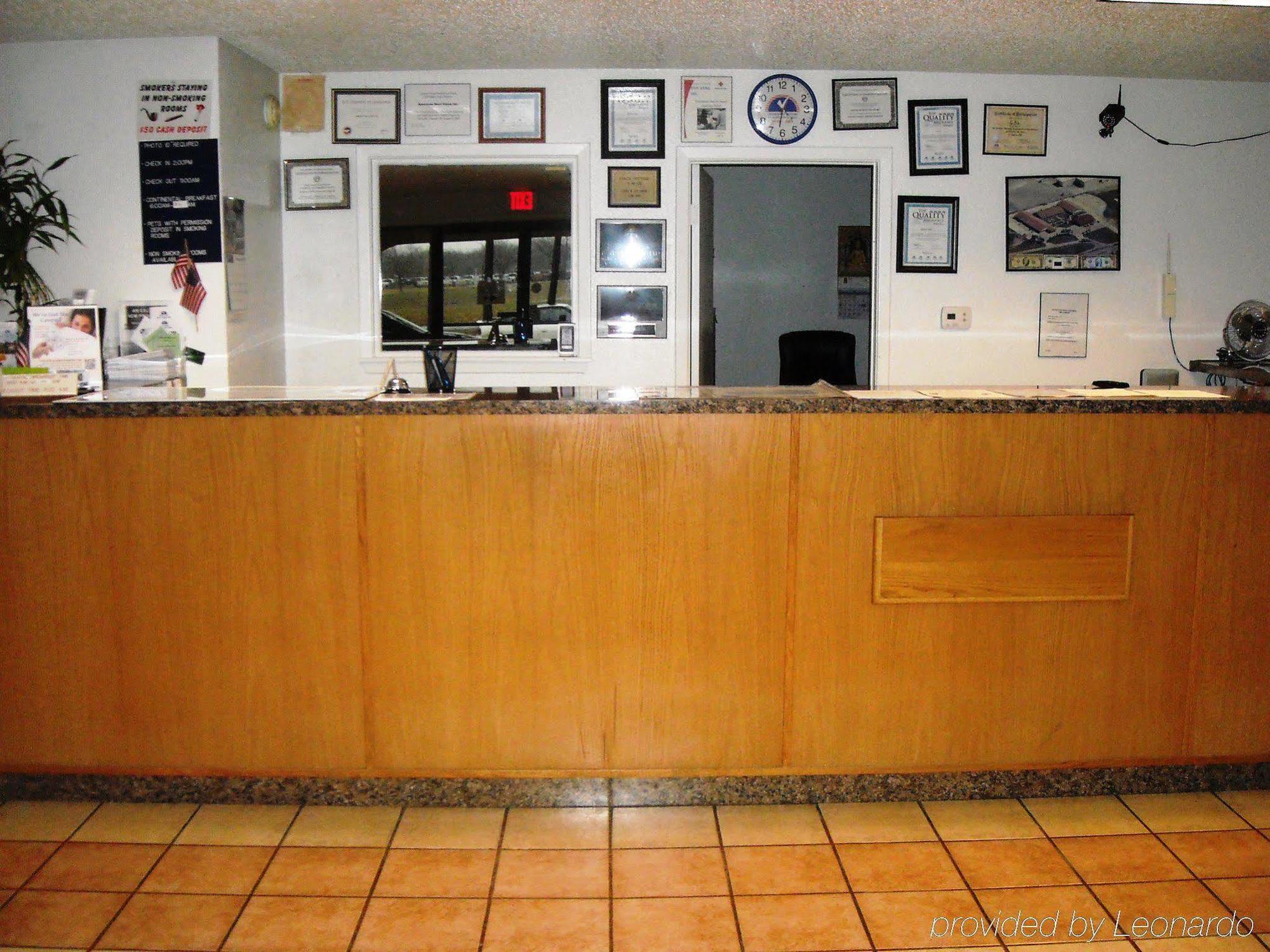 Americas Best Value Inn Bonham Exterior photo